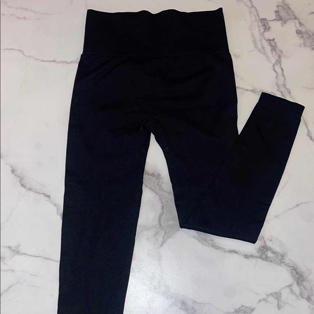 Scrunch Black Leggings